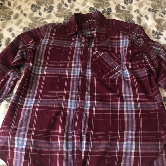 Time and Tru Women size S (4-6) Colorblock Maroon Long Sleeves Shirt - Picture 4 of 5